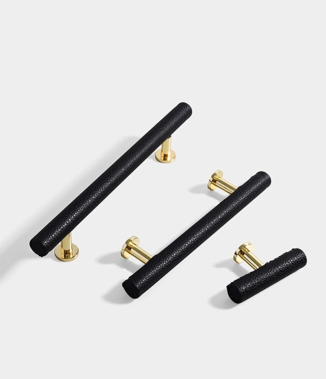 Möbelgriff Finca – moderner T-Bar-Griff im Loft-, Skandi- und Vintage-Stil in Schwarz, Grau, Braun und Weiß. Als Knopf sowie in 96 und 128 mm erhältlich. Ideal für Küchen, Kommoden und Kleiderschränke – egriffe.de