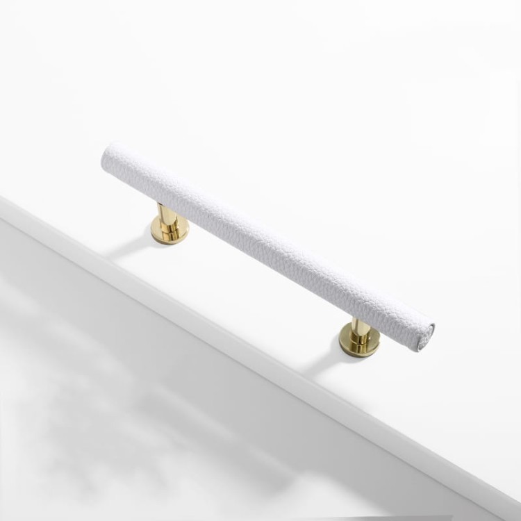 Möbelgriff Finca – moderner T-Bar-Griff im Loft-, Skandi- und Vintage-Stil in Schwarz, Grau, Braun und Weiß. Als Knopf sowie in 96 und 128 mm erhältlich. Ideal für Küchen, Kommoden und Kleiderschränke – egriffe.de
