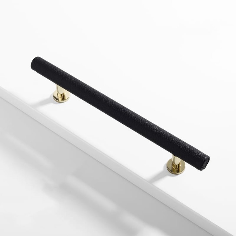 Möbelgriff Finca – moderner T-Bar-Griff im Loft-, Skandi- und Vintage-Stil in Schwarz, Grau, Braun und Weiß. Als Knopf sowie in 96 und 128 mm erhältlich. Ideal für Küchen, Kommoden und Kleiderschränke – egriffe.at