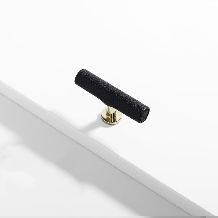 Möbelgriff Finca – moderner T-Bar-Griff im Loft-, Skandi- und Vintage-Stil in Schwarz, Grau, Braun und Weiß. Als Knopf sowie in 96 und 128 mm erhältlich. Ideal für Küchen, Kommoden und Kleiderschränke – egriffe.de