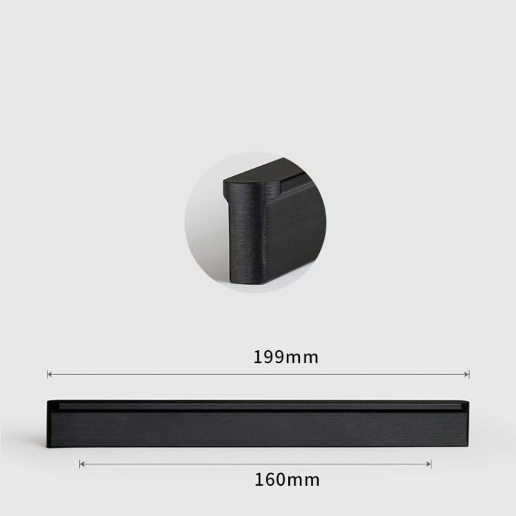 Möbelgriff Avalos – schlichter linearer Griff in Schwarz oder gebürstetem Gold. Modern, erhältlich in 96, 128, 160, 320, 546 und 960 mm – egriffe.de