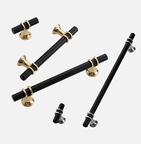 Möbelgriff Pina – eleganter T-Bar-Griff mit dekorativen Stützen in Schwarz-Gold oder Schwarz-Chrom. Als Knopf sowie in 96, 128 und 160 mm erhältlich. Ideal für Schränke, Kommoden und Schiebetüren – egriffe.at