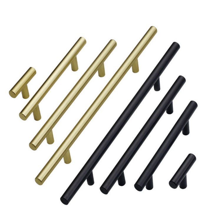 Möbelgriff Uno – T-Bar-Griff mit rundem Profil in Schwarz und gebürstetem Gold. Erhältlich als T-Bar-Knopf sowie in 96, 128, 160, 256, 512 und 850 mm – egriffe.at
