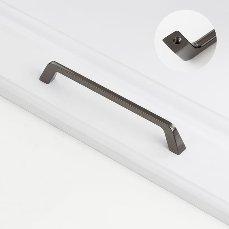 Möbelgriff Amarito – moderner Aufsatzgriff für Schränke und Schubladen in gebürstetem Gold, Schwarz, Perlgrau, gebürstetem Nickel, hellem Sandschwarz und Sandgold. Schlichter Küchengriff – egriffe.de.