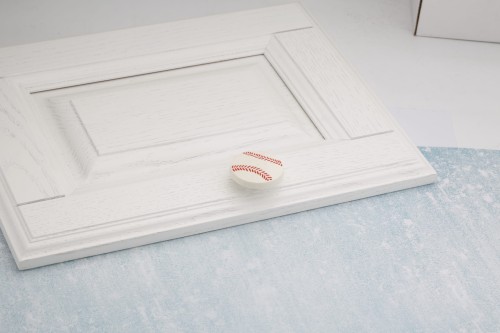 Kinder-Möbelgriff Baseball – Möbelknopf in Form eines Baseballs für Schränke und Kommoden im Kinderzimmer, erhältlich im Shop egriffe.at
