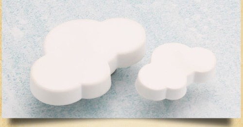 Kinder-Möbelgriff Nube – weißer wolkenförmiger Griff für Schränke und Kommoden im Kinderzimmer, erhältlich im Shop egriffe.at