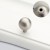 Möbelgriff Loma – schlichter Griff und runder Knopf in gebürstetem Nickel. Möbelknopf für Schränke und Schubladen, erhältlich im Shop egriffe.de.