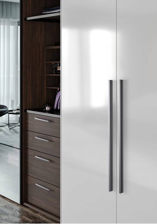 Möbelgriff Tapia – schlanker länglicher Griff in Gold, Schwarz oder Grau, ideal für moderne minimalistische Interieurs. Perfekt für Schränke, Kommoden und Kleiderschränke in Küche, Bad, Wohnzimmer und Garderobe.